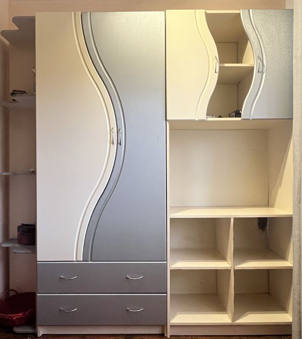 Дитяча стінка.