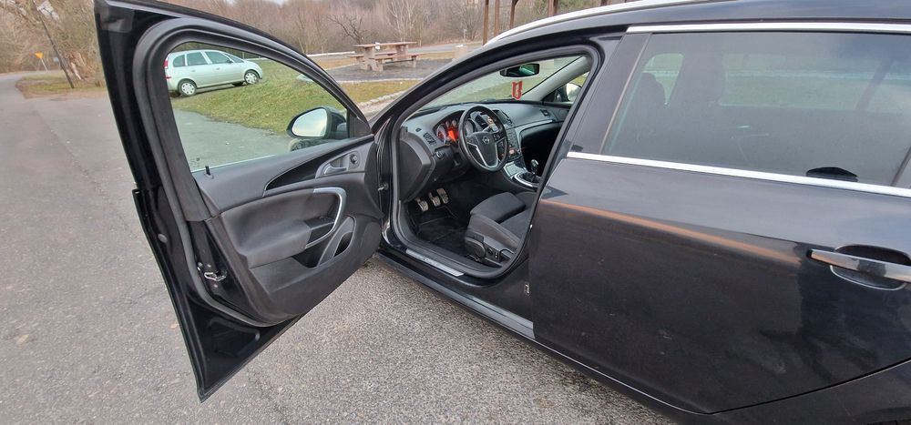 Opel Insignia 1.8 2009