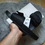 Klapki Adidas x Pharrell Williams Boost Slides EU 43 US 9 Core Black