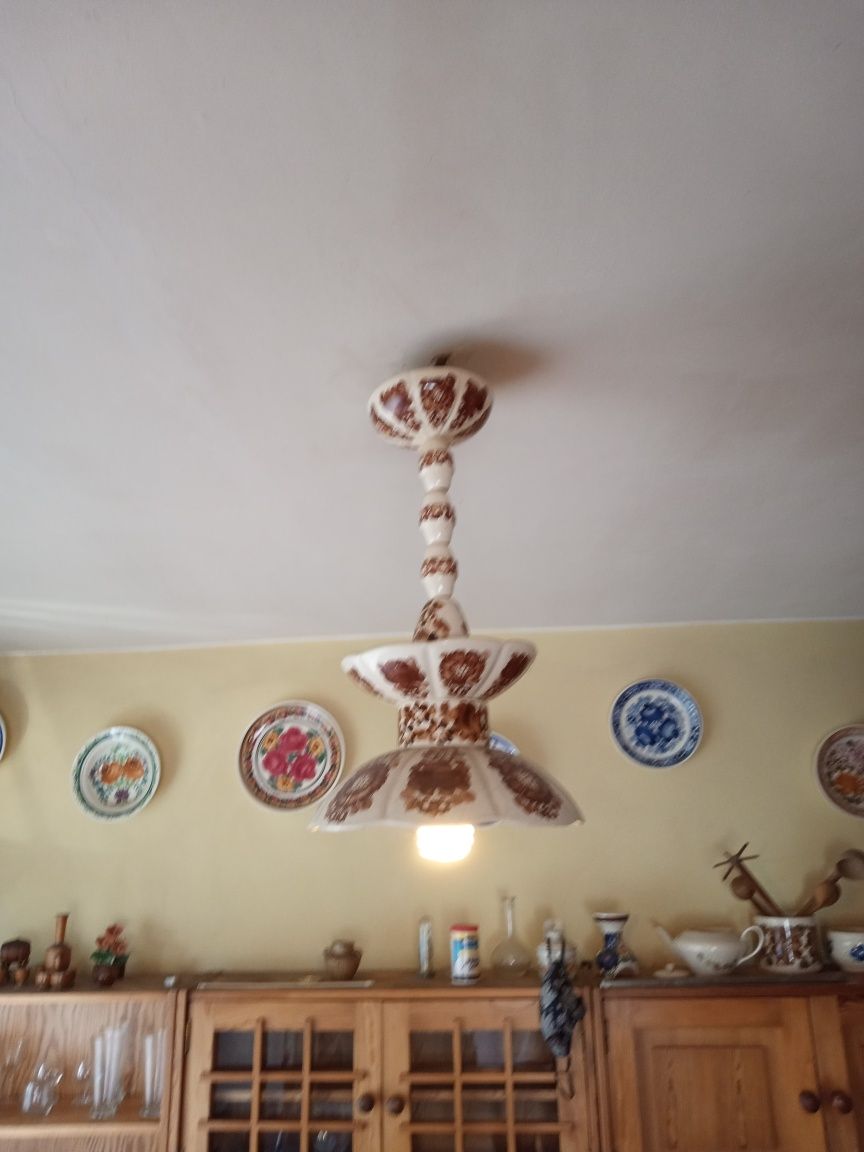 Dzień dobry mam na sprzedaż lampę z porcelany fabryka Włocławek
