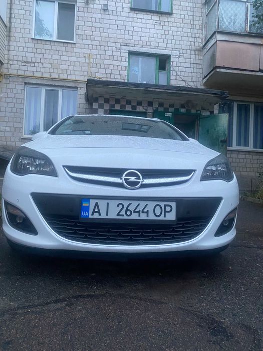Opel Astra Sports Tourer COSMO 1.7 CDTI МТ (110 к.с.) 2013 рік