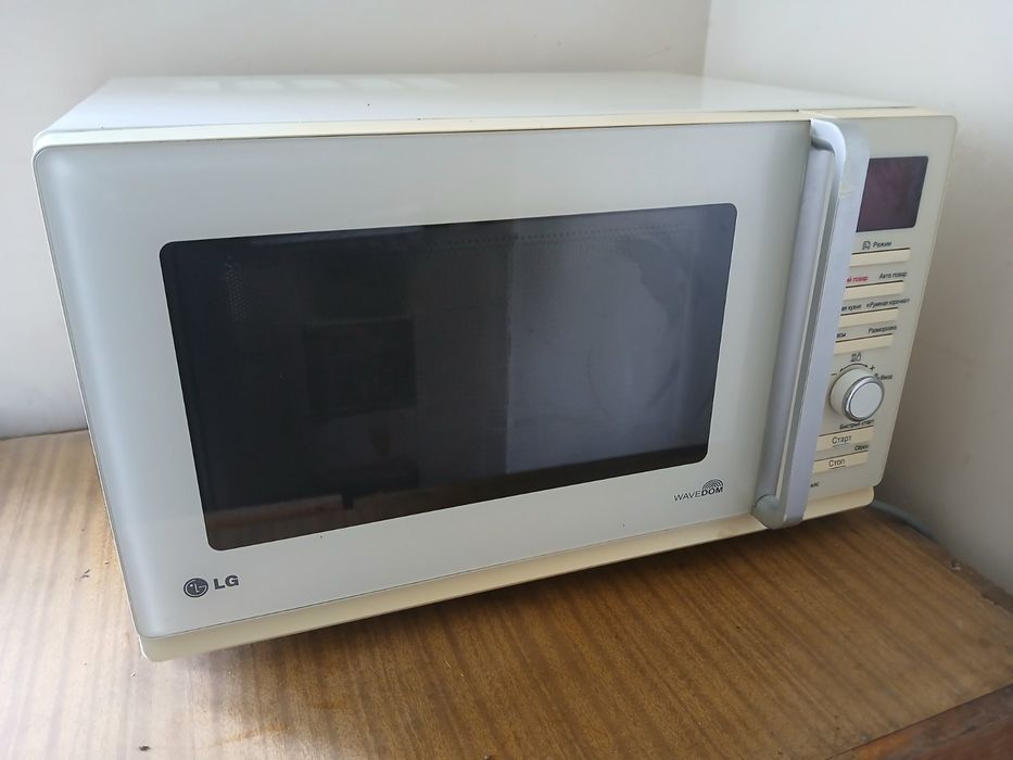 Мікрохвильова піч LG