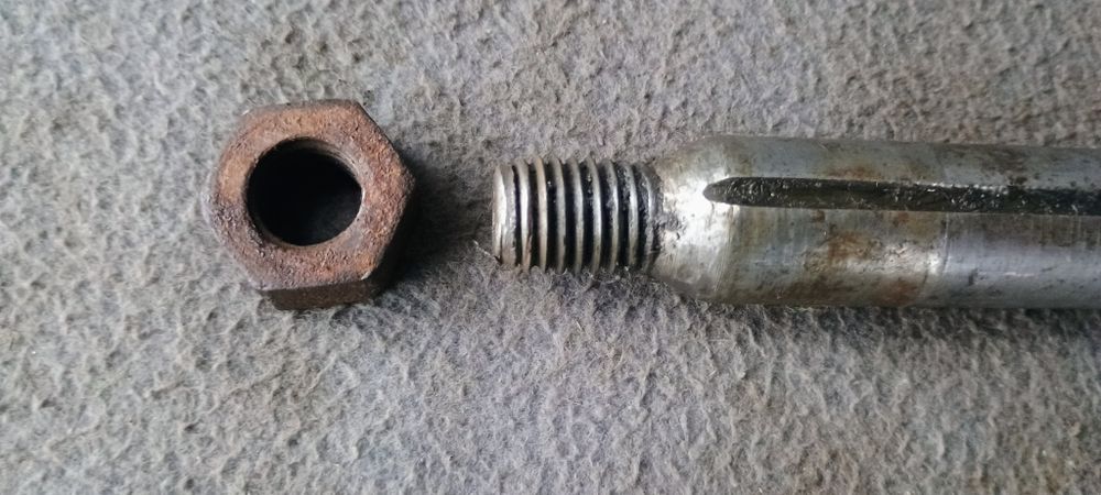 Ośka tylnego koła Simson Awo 425 sport