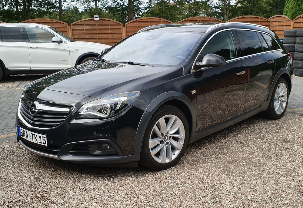 Opel Insignia 2.0 D-170KM * CROSS * KAMERA * FULL SERWIS 148 TYS. * Xenon * Ledy *