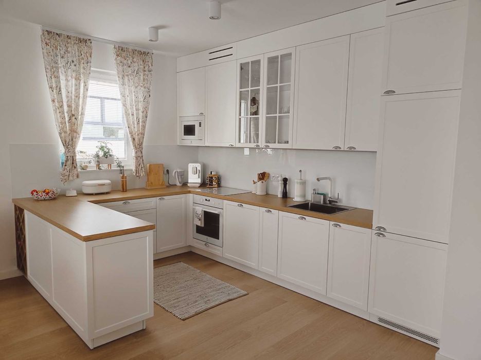 Meble kuchenne na wymiar, Szafy, Łóżka. Wizualizacja