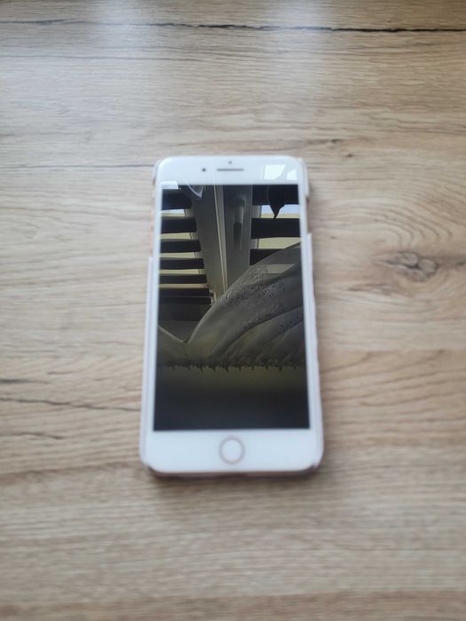 Iphone 8 plus Gold złoty