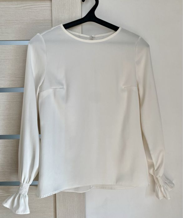 Біла блузка розмір S