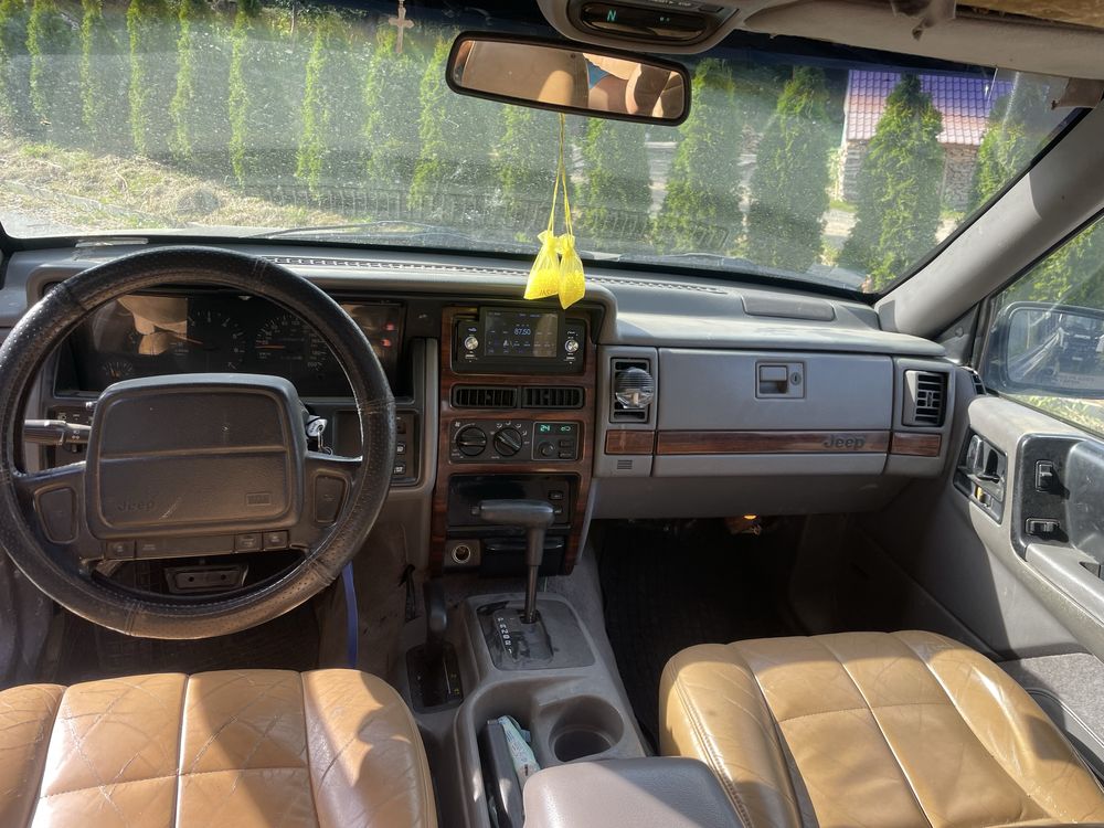 Jeep Grand Cherokee ZJ 5.2 LPG