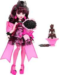 Monster High Draculaura Doll in Monster Ball Party