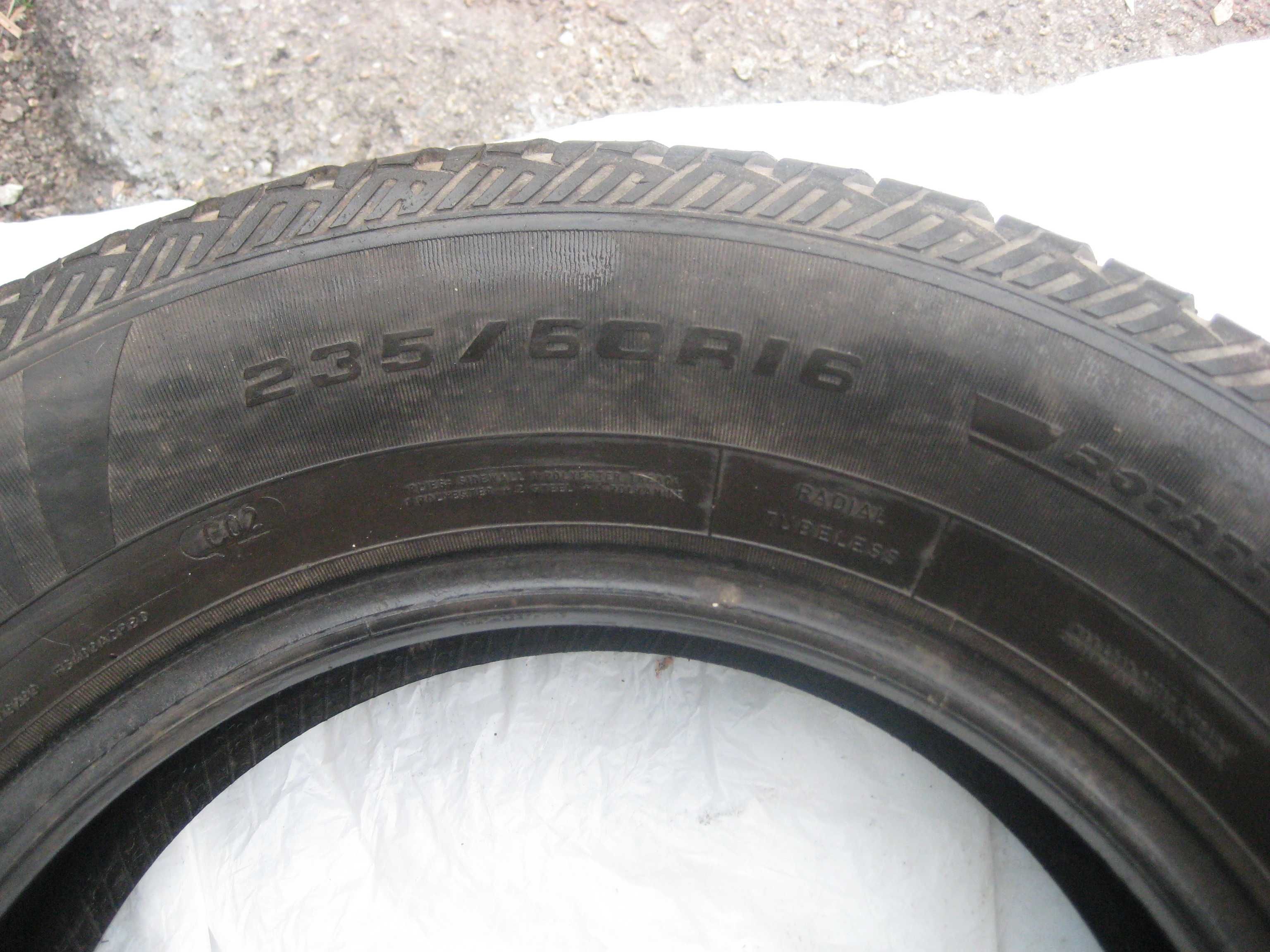 Продам одно колесо  Fulda Kristall Control HP 235/60R16