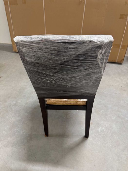 Conjunto de 6 Cadeiras de Madeira – Elegantes e Em Excelente Estado