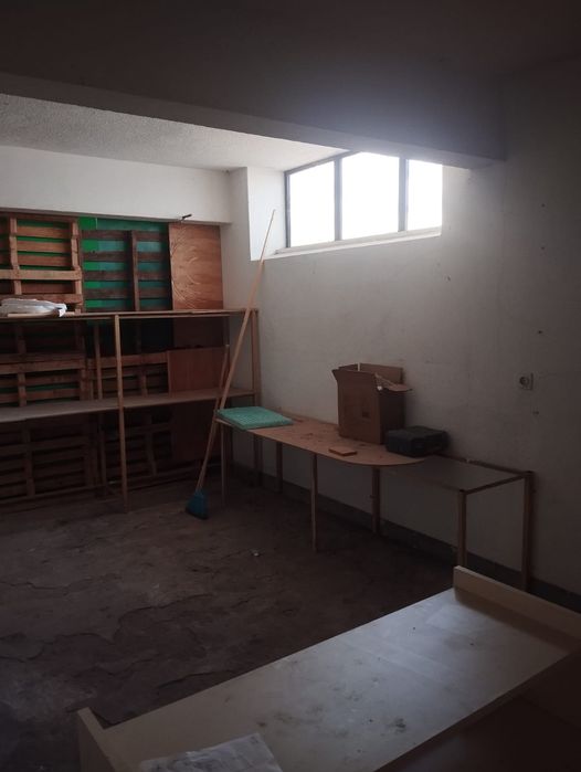 Alugo arrecadação com 25m2