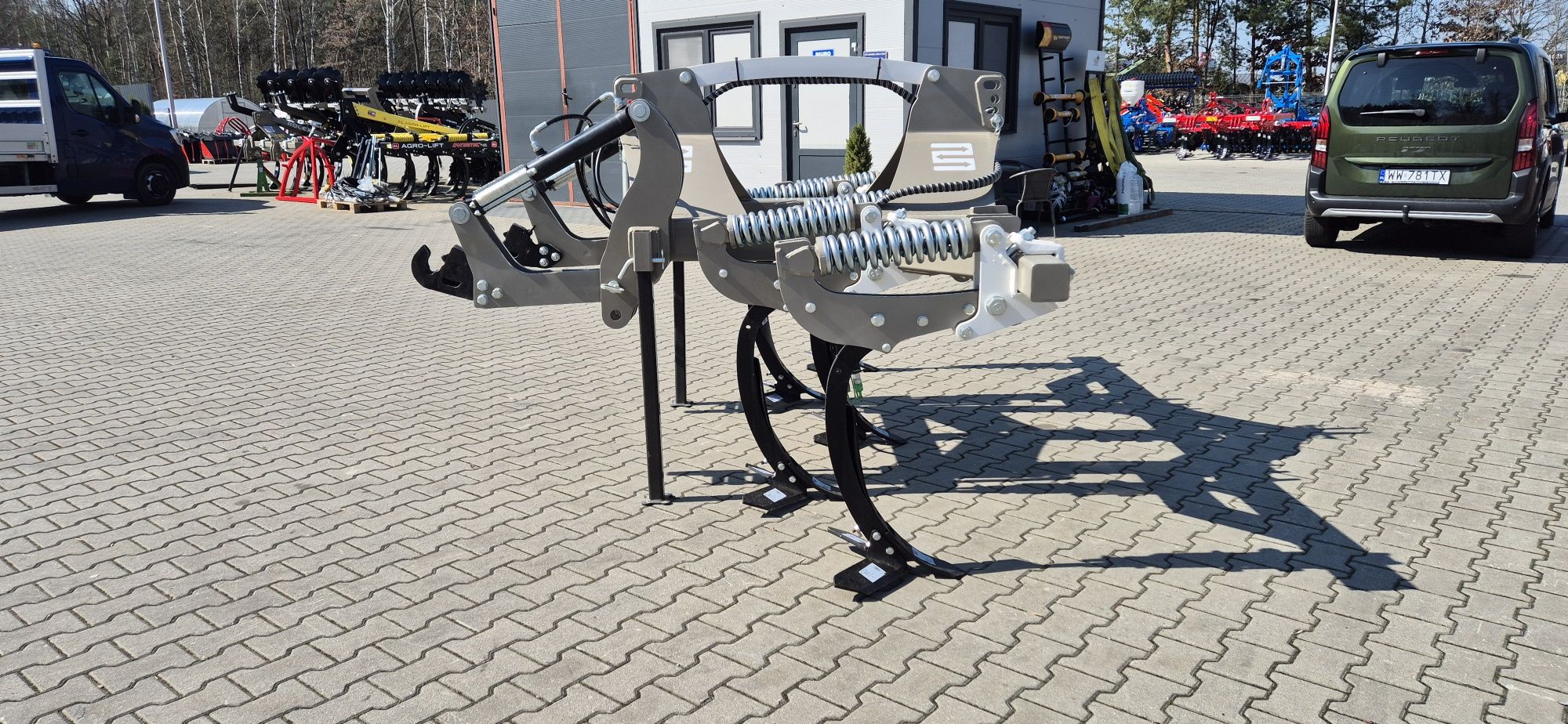 KBOI300 Rolex Kultywator bezorkowy z możliwością agregacji Agro-Lift