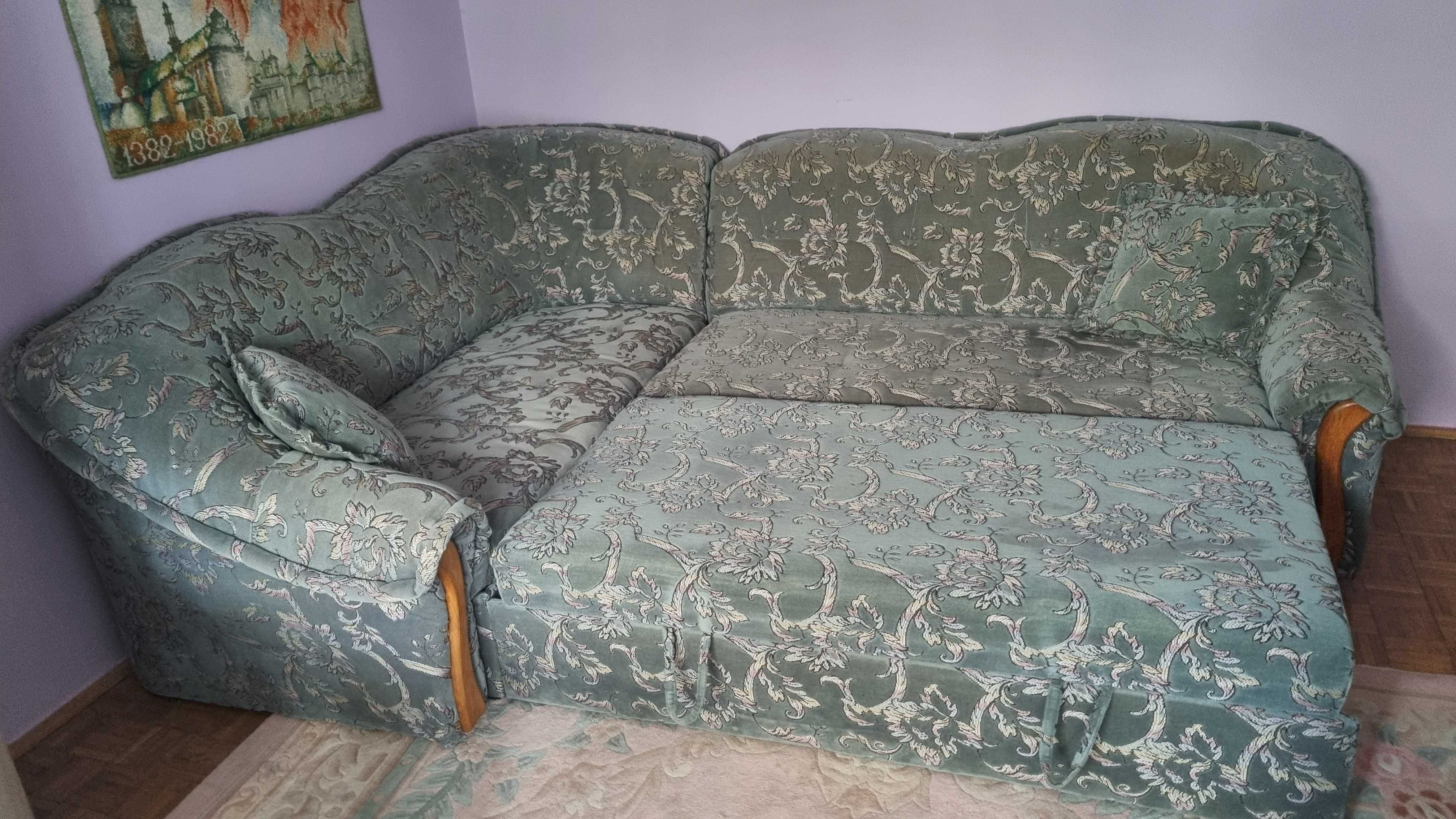 Narożnik, funkcja spania, pojemnik na pościel
