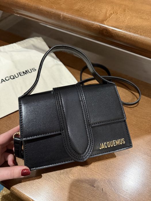 Продам сумку JACQUEMUS