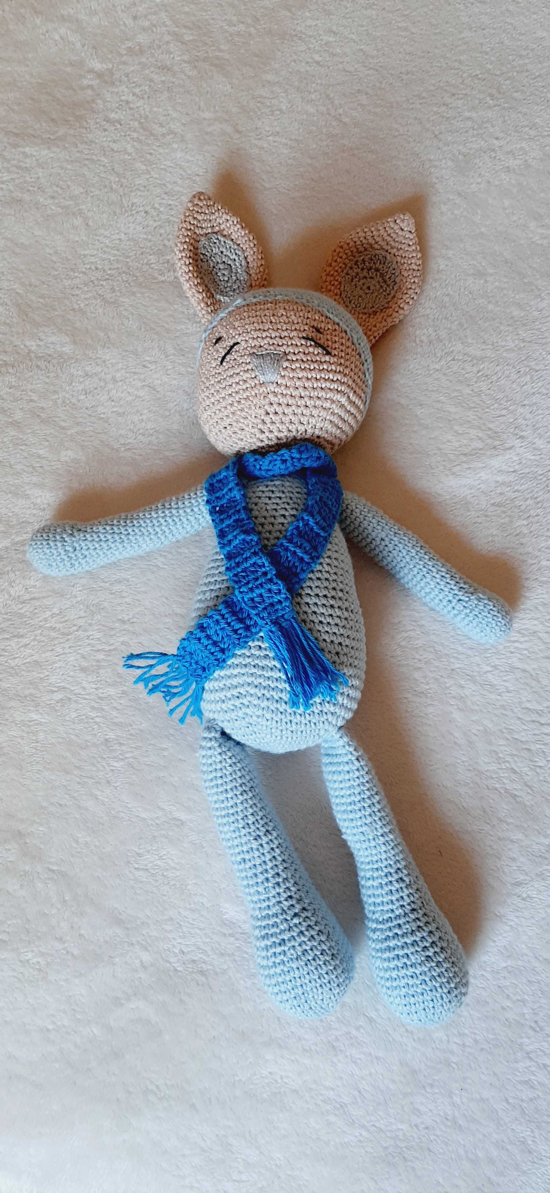 Boneco em crochet