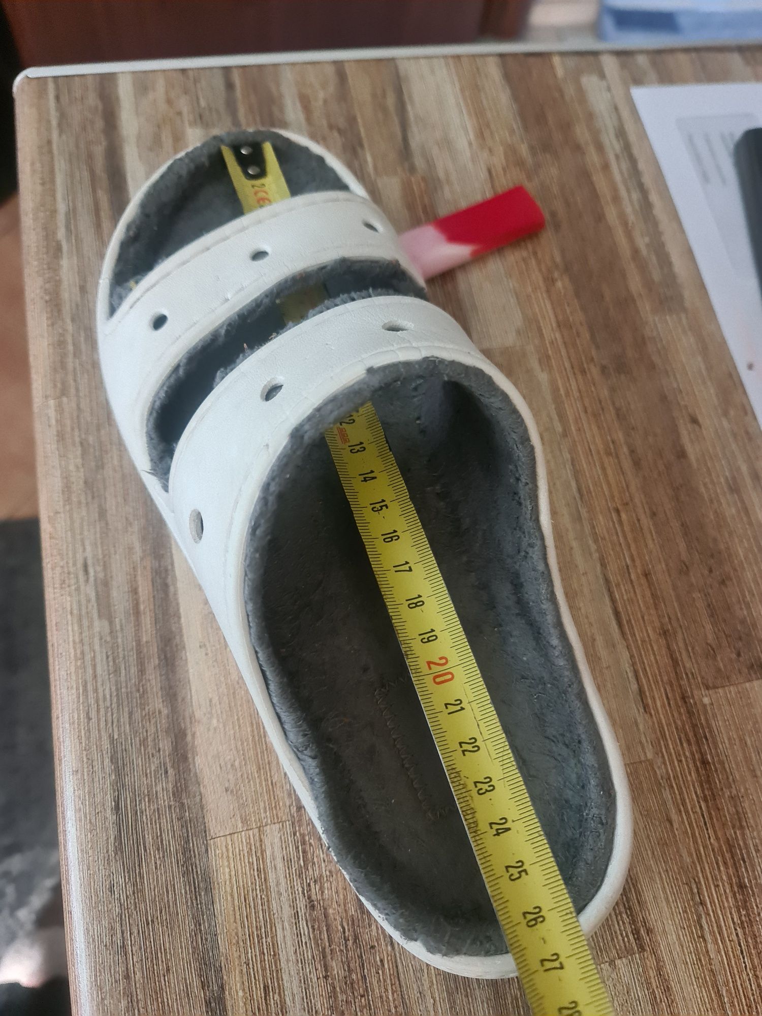 Klapki Crocs białe