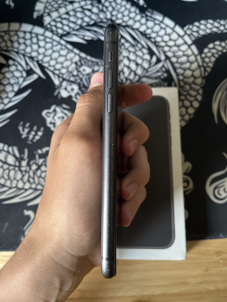 Iphone 11 99% bateria