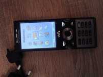 Sony Ericsson W995 (GPS/WiFi/FM/Java)