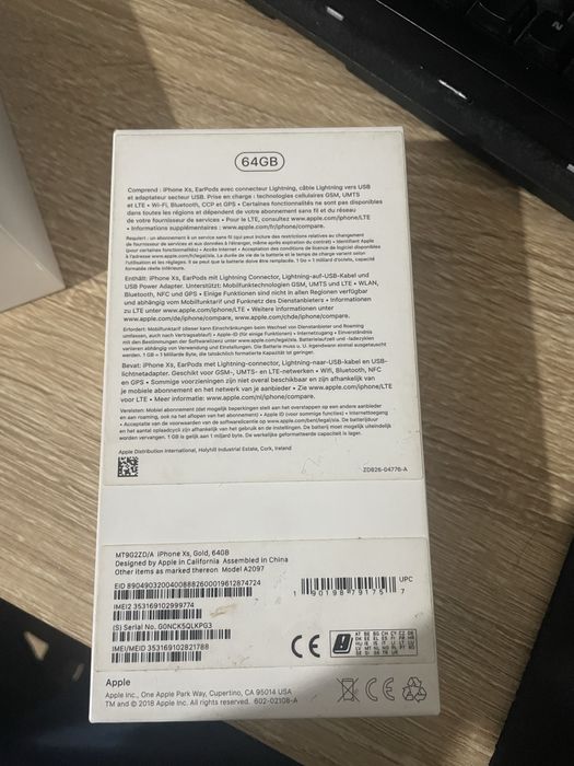 Iphone xs dourado com 64gb 77% bateria