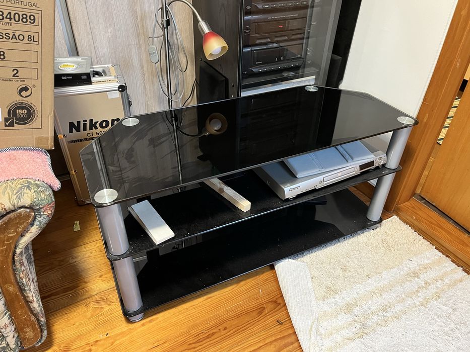 Mesa centro sala preta de vidro