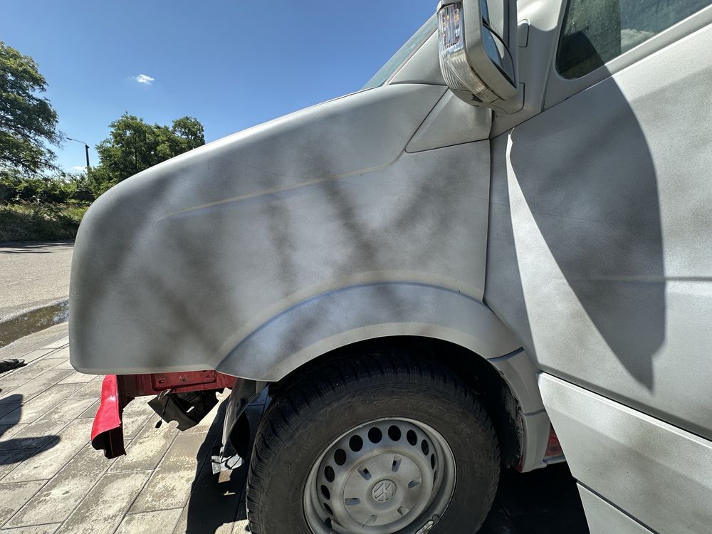Крыло переднее левое водительское Volkswagen Crafter 2006-2016