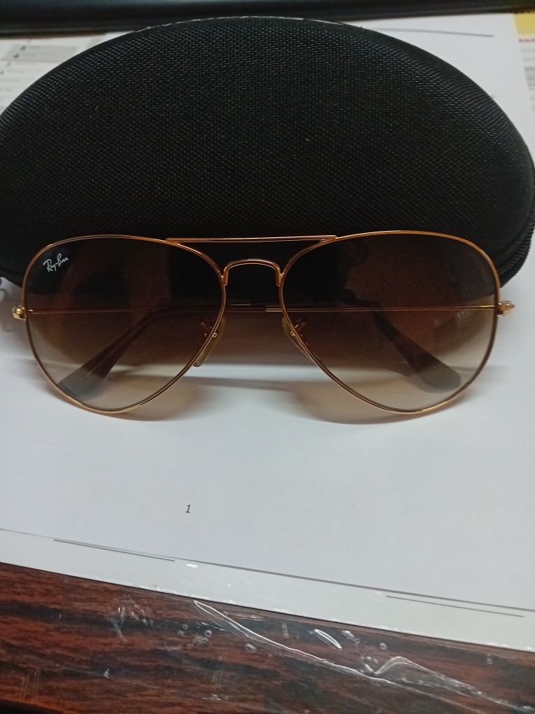 Vendo óculos de sol Ray Ban novos