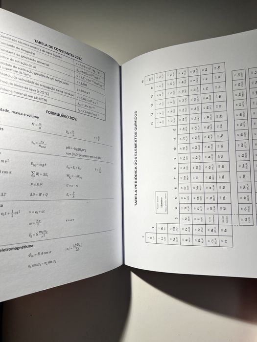 (vendido) Livro IAVE Física e Química A