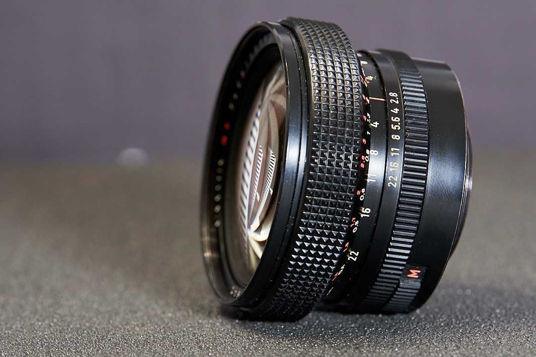 Carl Zeiss Jena Flektogon 20mm f 2.8 red MC M42