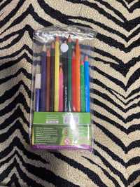 Набор цветных карандашей карандашей