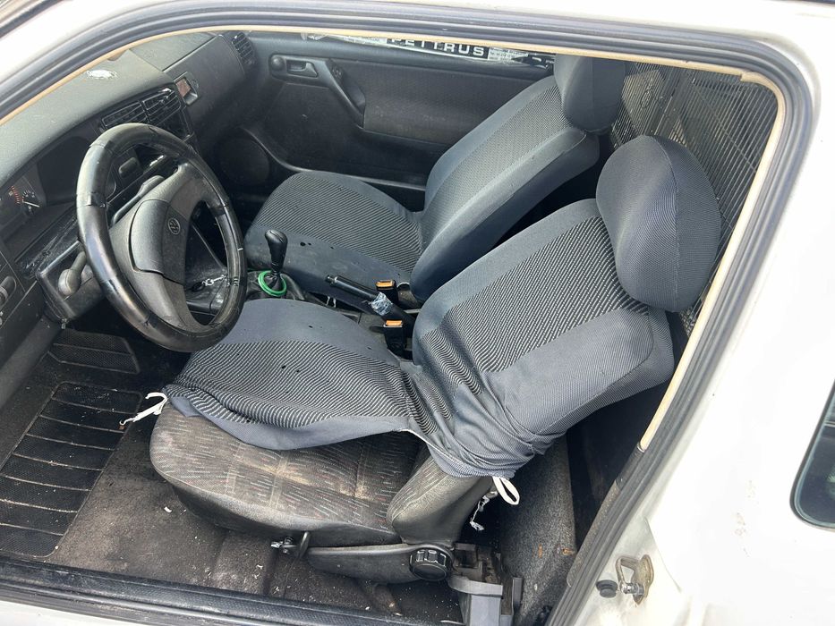 VW Golf 1.9 TD Só Para Peças