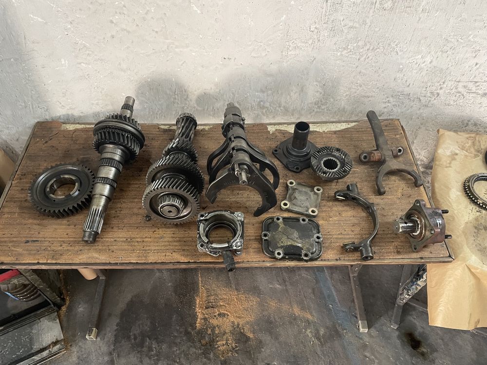 КПП IVECO ІВЕКО ИВЕКО коробка по запчастинам 2870 2855 2845