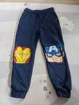 Spodnie dresowe, cool club, Marvel, 128
Stan bdb- (kapitan Ameryka lek