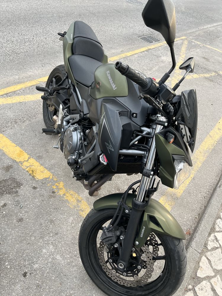 Kawazaki Z650 naked 2018