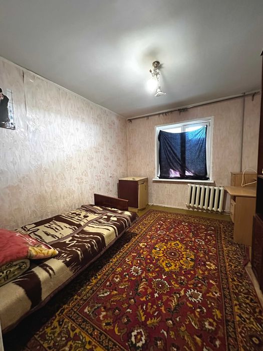 Продаётся 2-комнатная квартира на Таврическом.