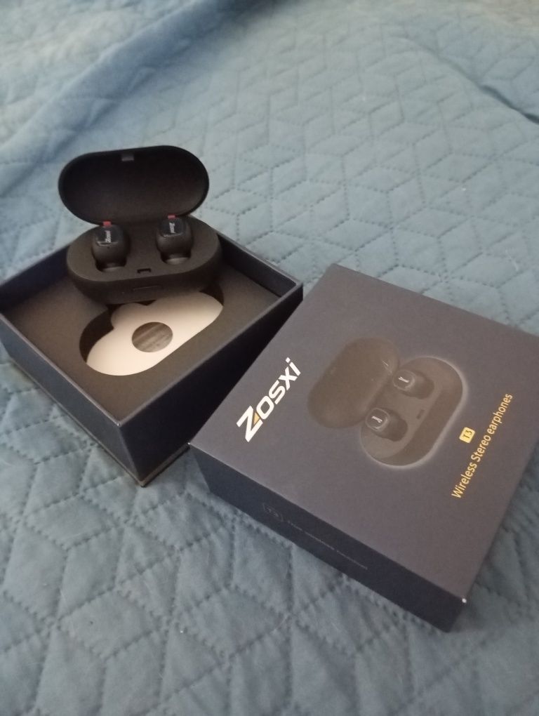 Vendo fones novos com caixa