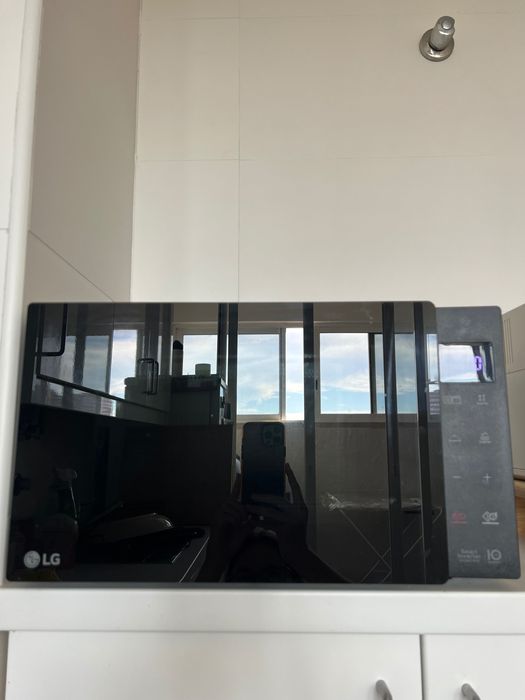 Microondas LG NeoChef MH6535GDS (25 L)