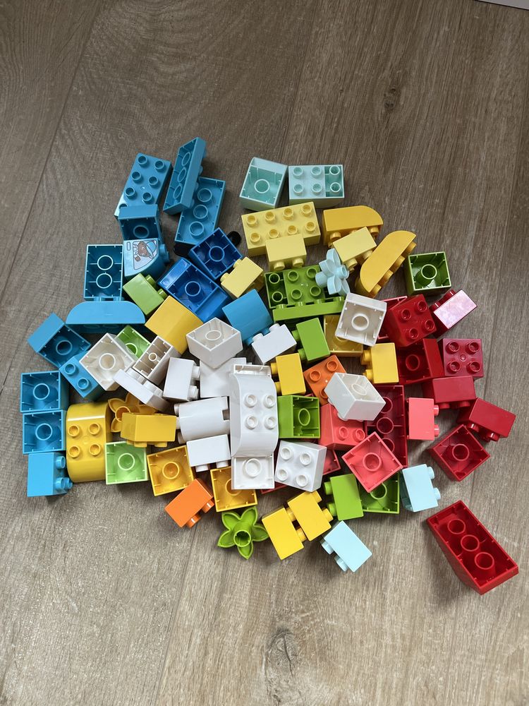 Конструктор LEGO DUPLO Disney Princess Коробка сердце (10909)