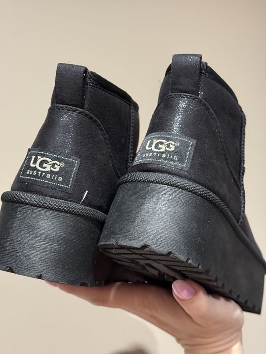 Śniegowce a la UGG Australia 39 połysk platforma mini