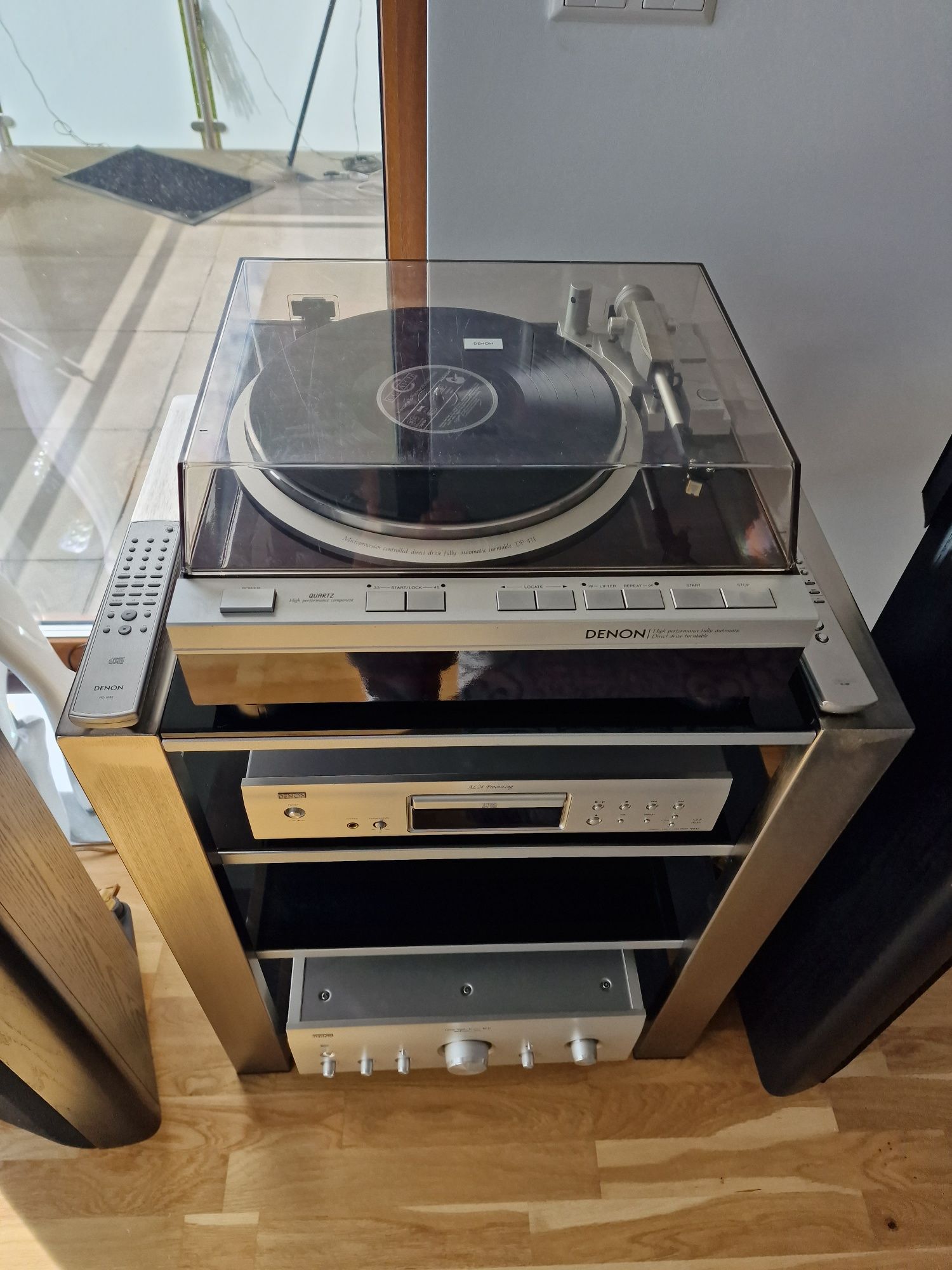 Gramofon denon dp-47f