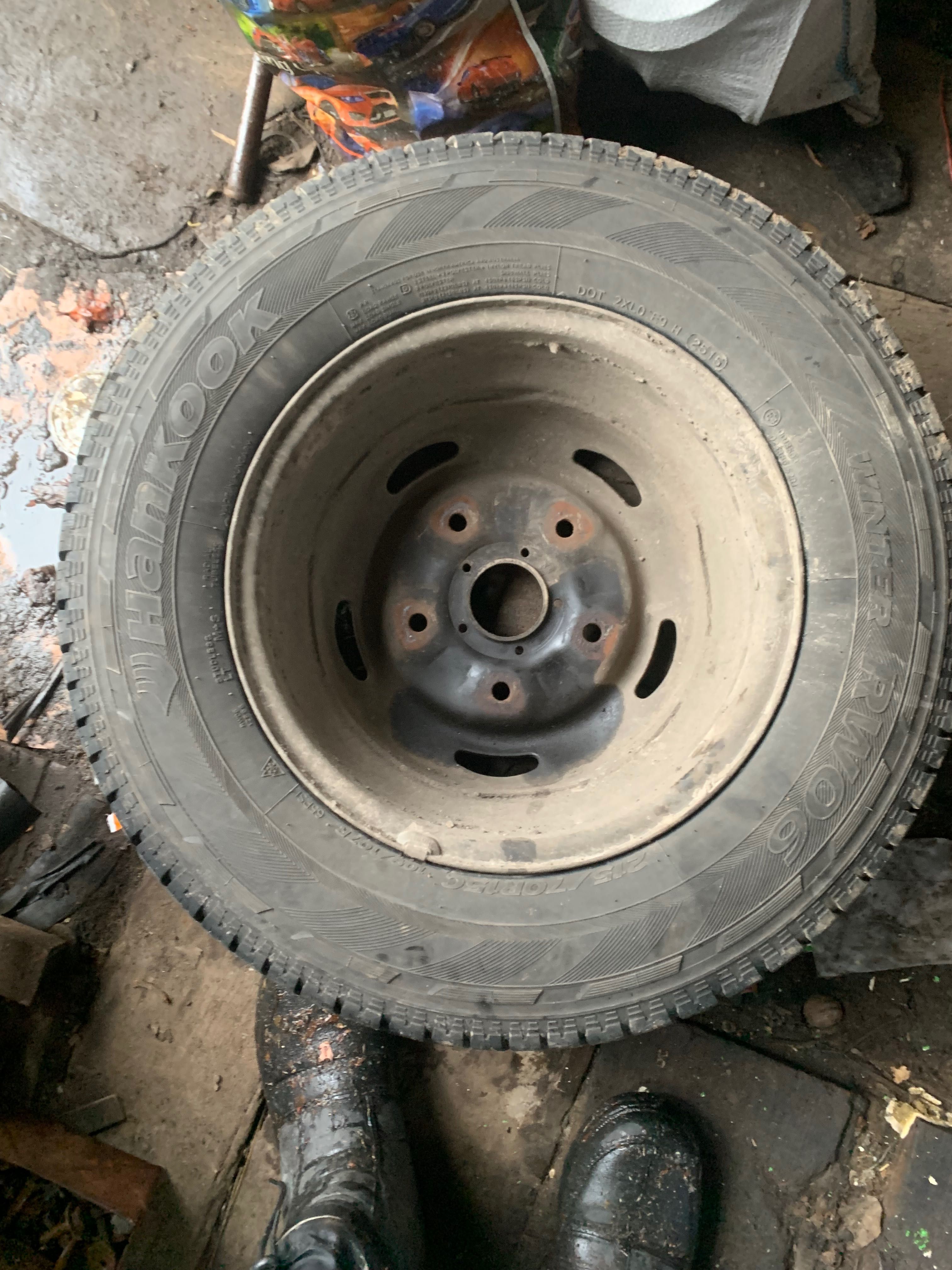 Колеса зима 215/70/r15