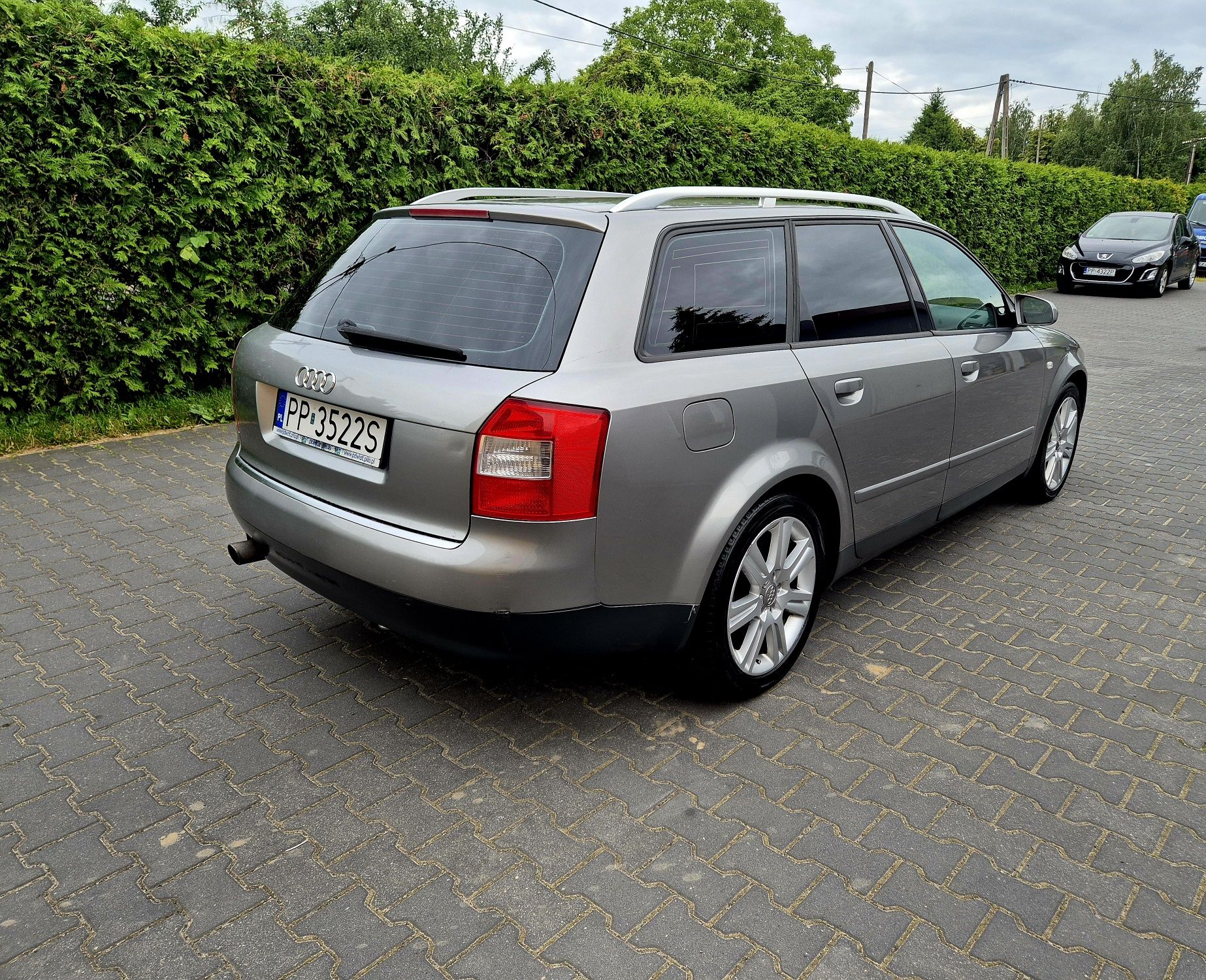 Audi A4 B6 2003r 2.0 benzyna klimatronik isofix bluetooth długo opłaty