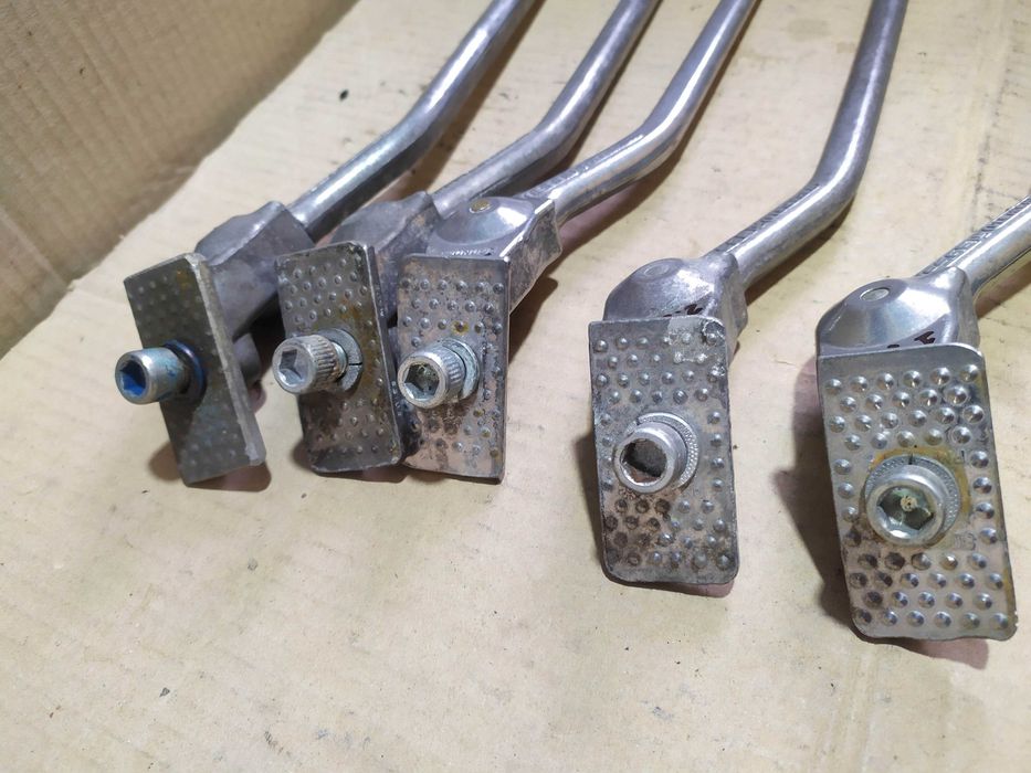 Подножка на 28 раму, алюминиевая