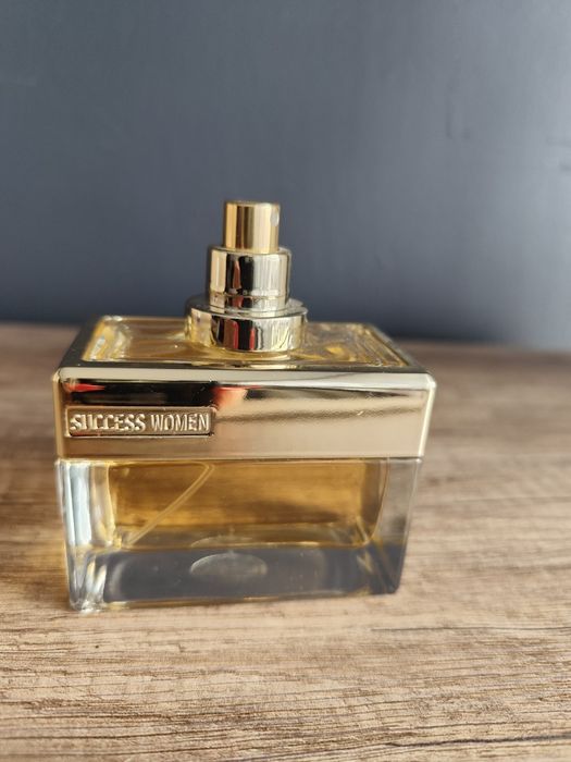 Success women perfumy