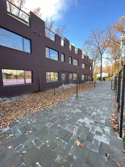 Просторий 4-кімнатний будинок у Бучі, без комісії!