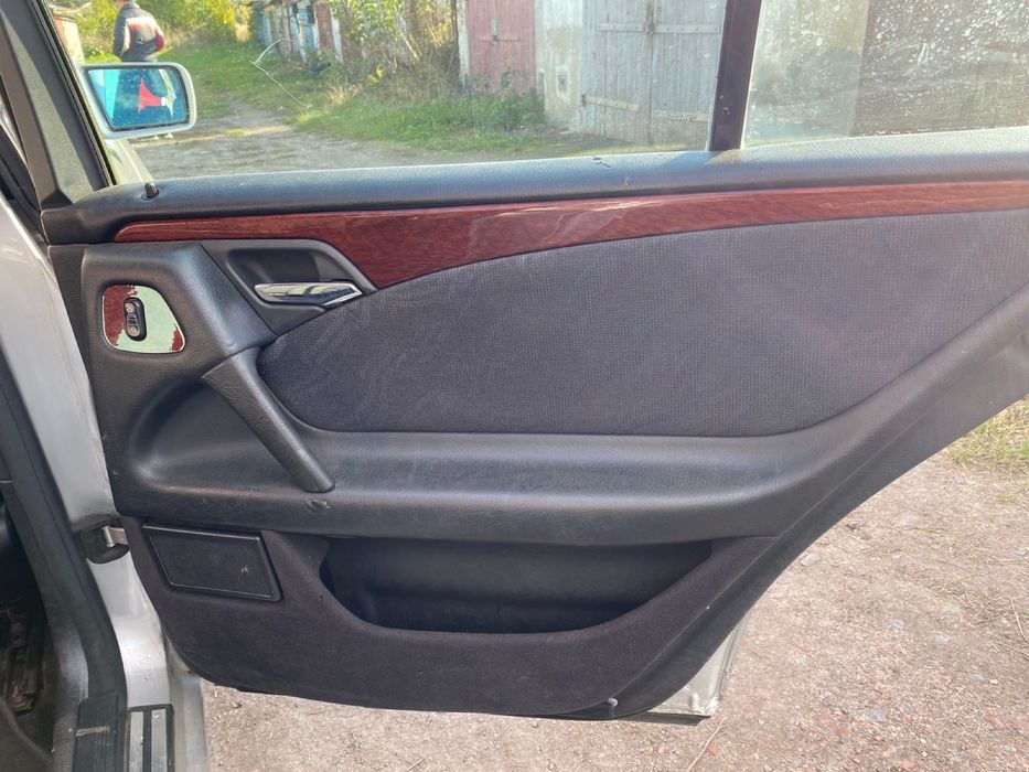 Мерседес е 300 d, мотор 3.0 дизель,коробка автомат