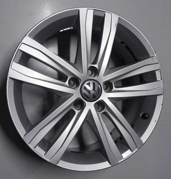 Продаю диски Jetta volkswagen алюминий R17 4шт 5c0601025an