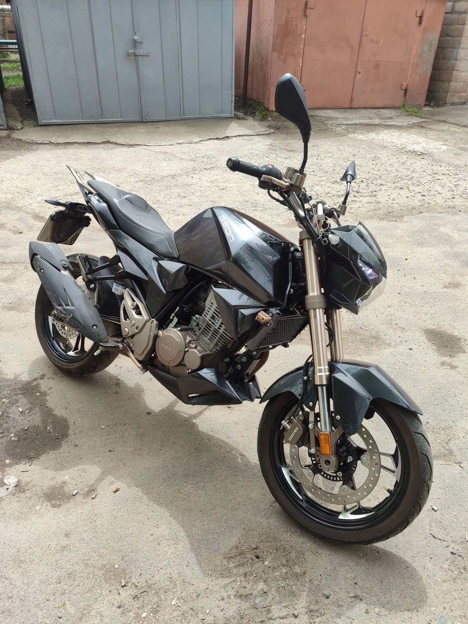 Продам мотоцикл Geon Stinger 250