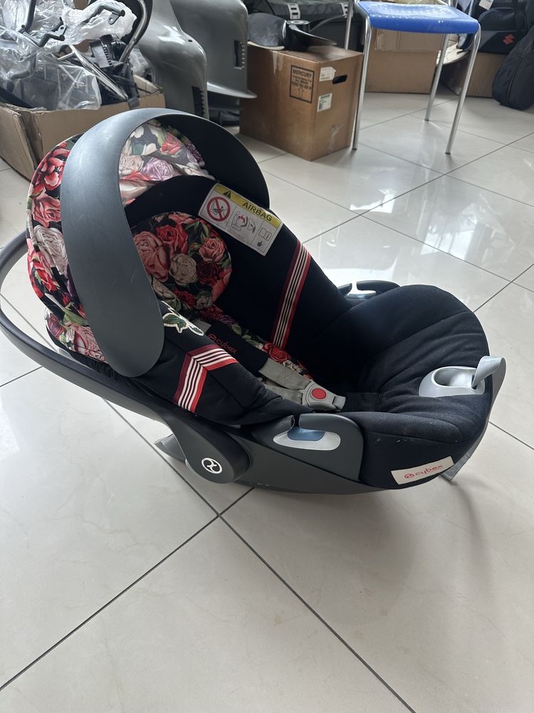 Fotelik CYBEX Spring Bloosom Dark