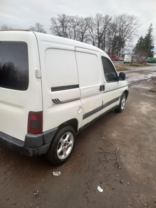 Продам Пежо Партнер